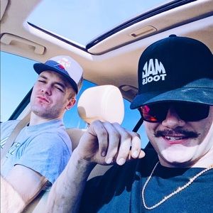 Meet your Posher, Carter